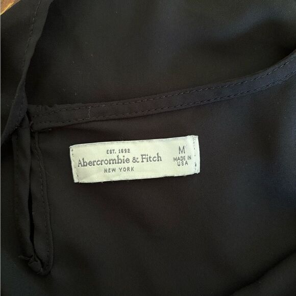 Abercrombie black long bell sleeve crewneck top size M - Picture 2 of 10